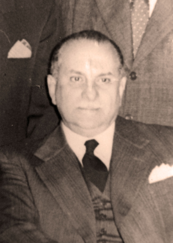 Dr. Walter Saborido